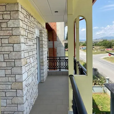 Lägenhet Polys And Paraskevi With View Ptolemaida