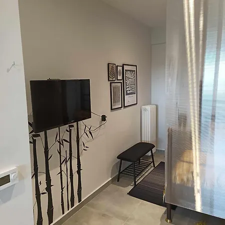 Lägenhet Polys And Paraskevi With View Ptolemaida