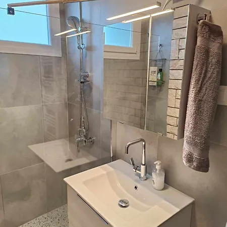 Apartment Polys And Paraskevi With View Ptolemaida