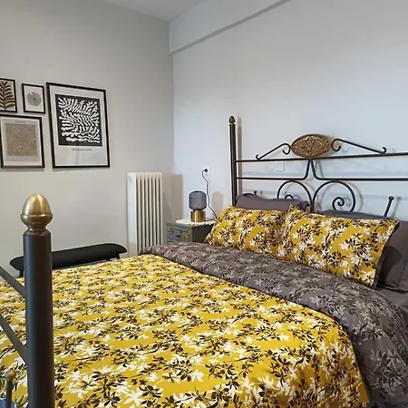 Apartment Polys And Paraskevi With View