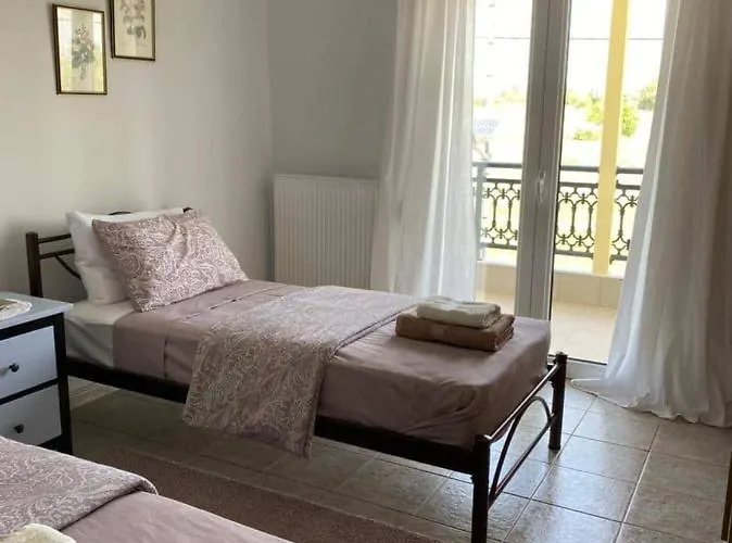 Polys And Paraskevi With View Apartament *