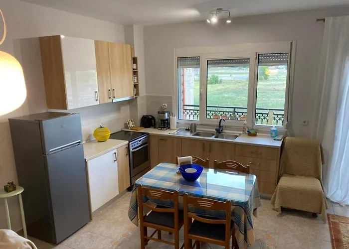 Polys And Paraskevi With View Apartment