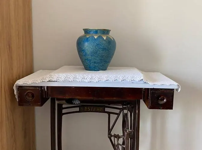 Polys And Paraskevi With View Apartament