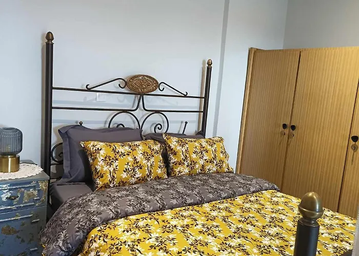 Polys And Paraskevi With View Apartament