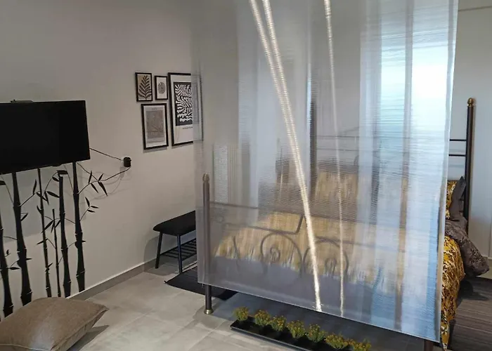 Polys And Paraskevi With View *