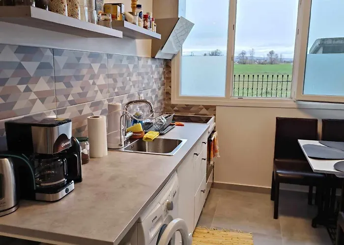 Polys And Paraskevi With View Ptolemaida