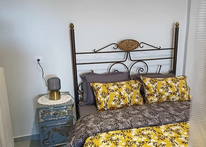 Polys And Paraskevi With View Ptolemaida