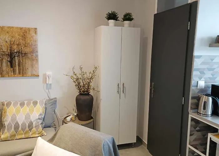 Polys And Paraskevi With View Apartment *