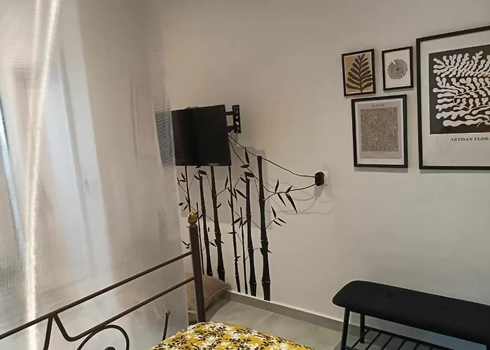 Polys And Paraskevi With View Apartment *