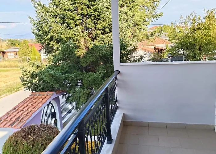 Polys And Paraskevi With View *