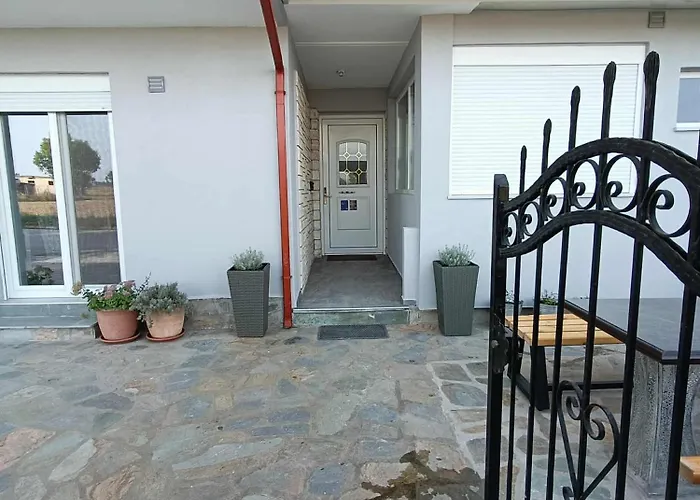 Polys And Paraskevi With View *